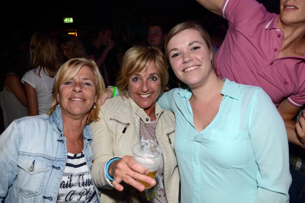 ../Images/Dinsdagavond kermis VdG 067.jpg